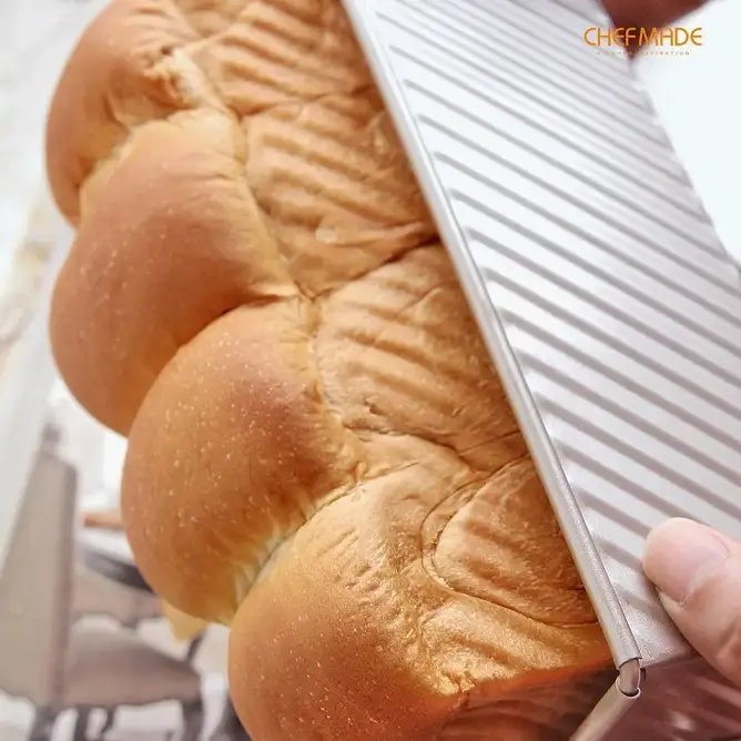 Bread pan with cover 1000g, ribbed rectangular - Image 3